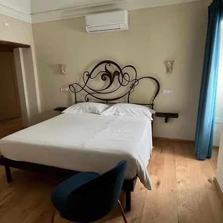 Dimora Santa Chiara Appartement